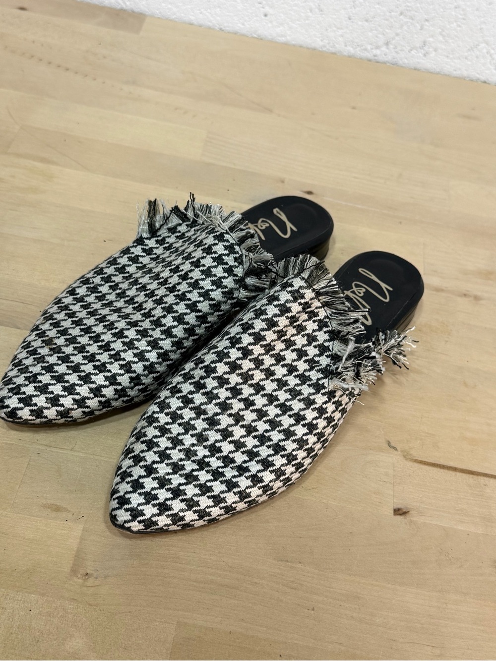 Houndstooth Fringe Slip-On Mules - Black & White